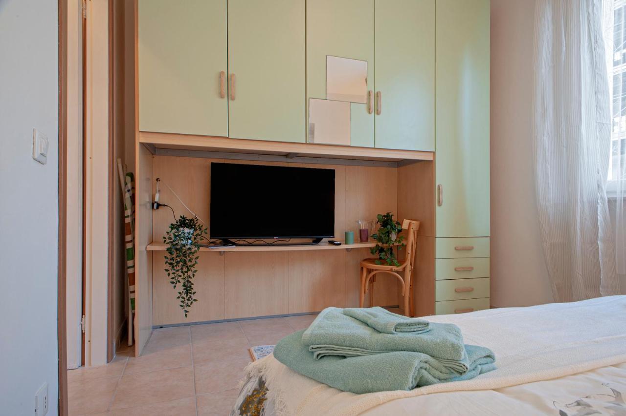 L'Angolo Di Grace Apartment Livorno Exterior foto
