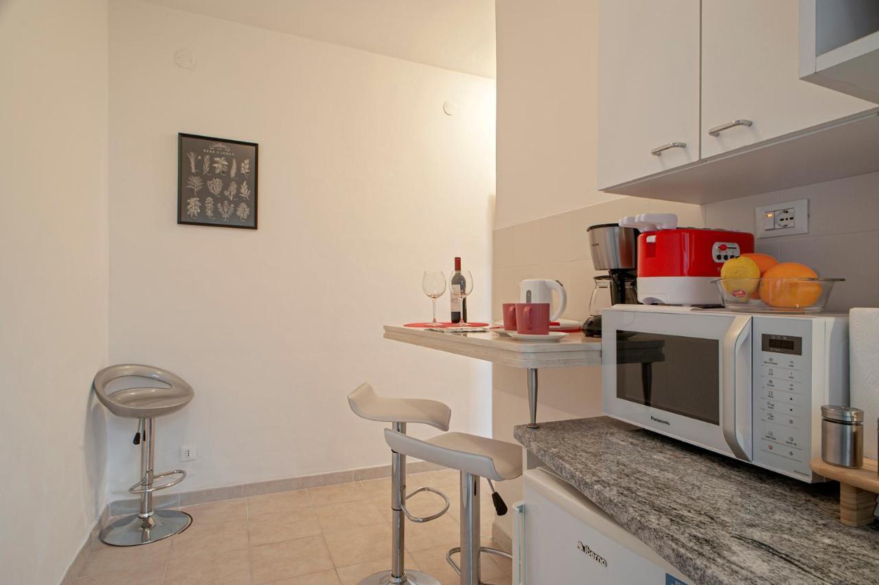 L'Angolo Di Grace Apartment Livorno Exterior foto
